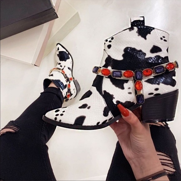 Limited Edition Gemstone Cowgirl Jewel Strap - Picture 3 of 8